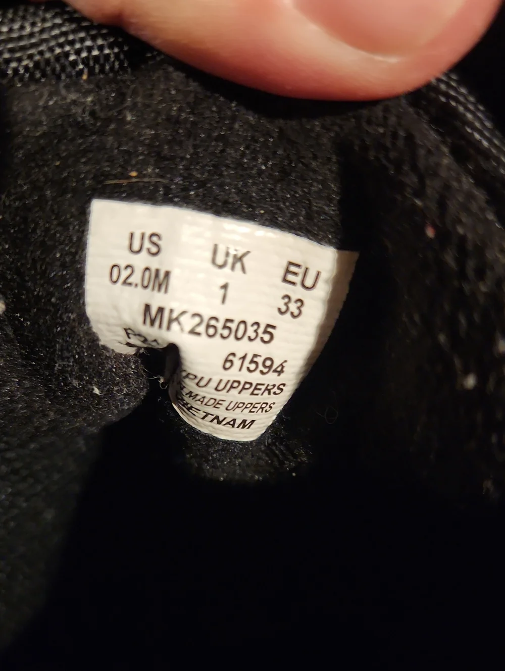 Kids Black and Lime High-Top Snow/Sport Boots. Size 2 Little Kid